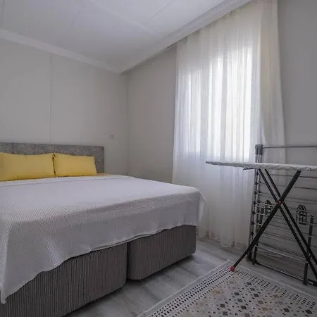 Holiday home Lilyum Evleri